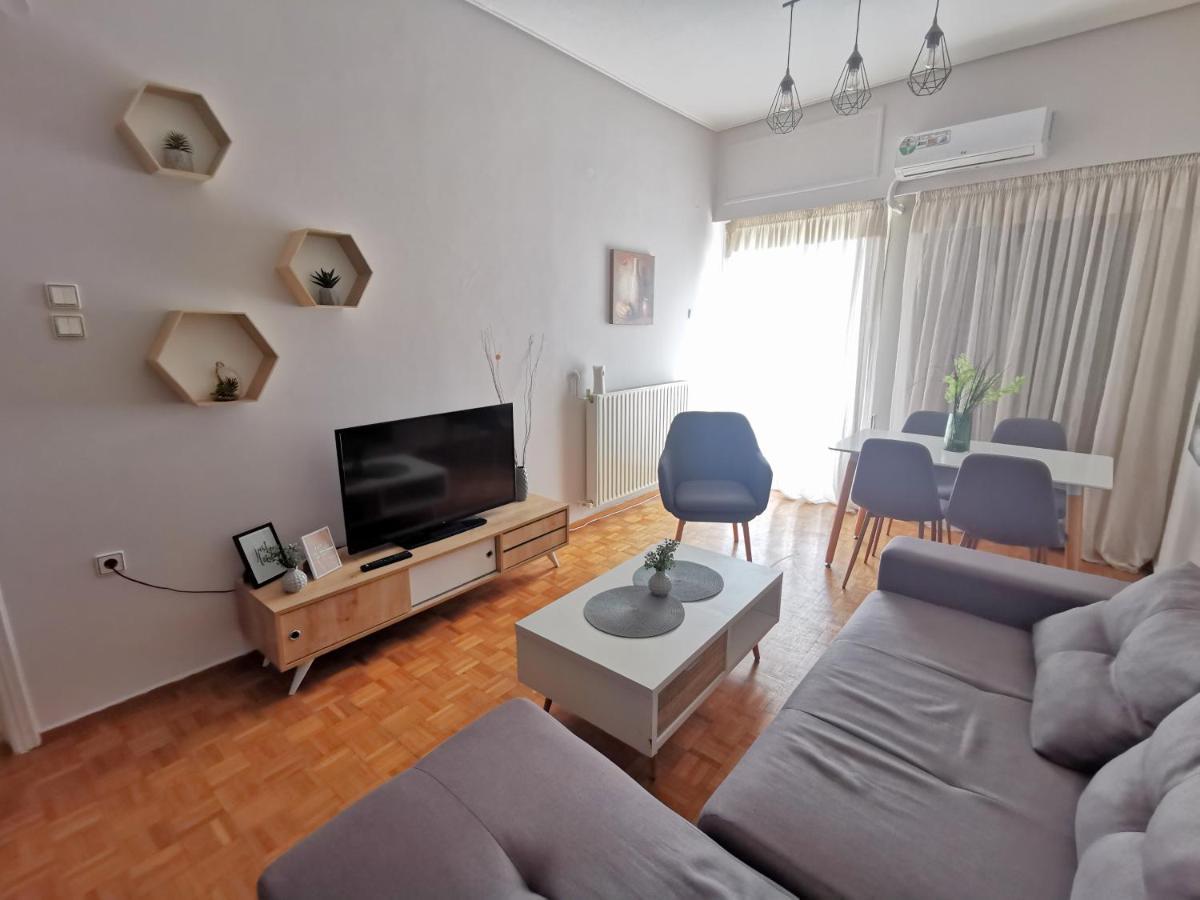 Central Apartment Каламата Экстерьер фото