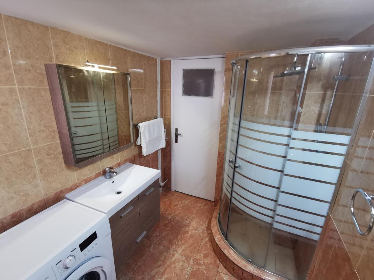 Central Apartment Каламата Экстерьер фото